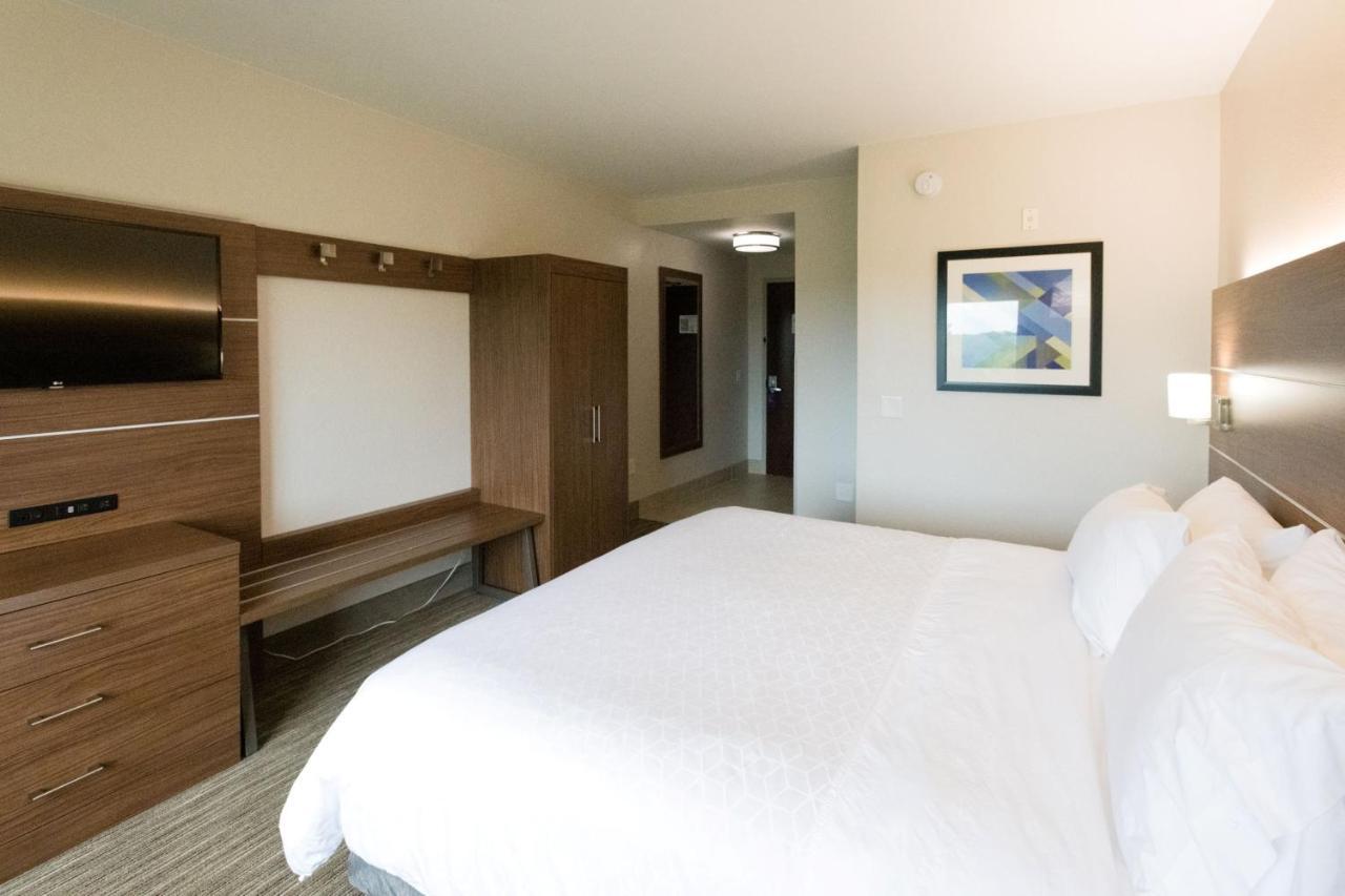 Holiday Inn Express & Suites Lexington North West-The Vineyard By Ihg Exteriör bild