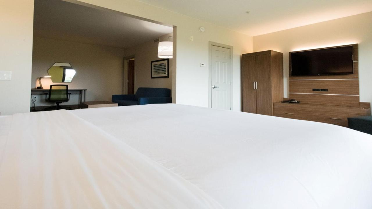 Holiday Inn Express & Suites Lexington North West-The Vineyard By Ihg Exteriör bild