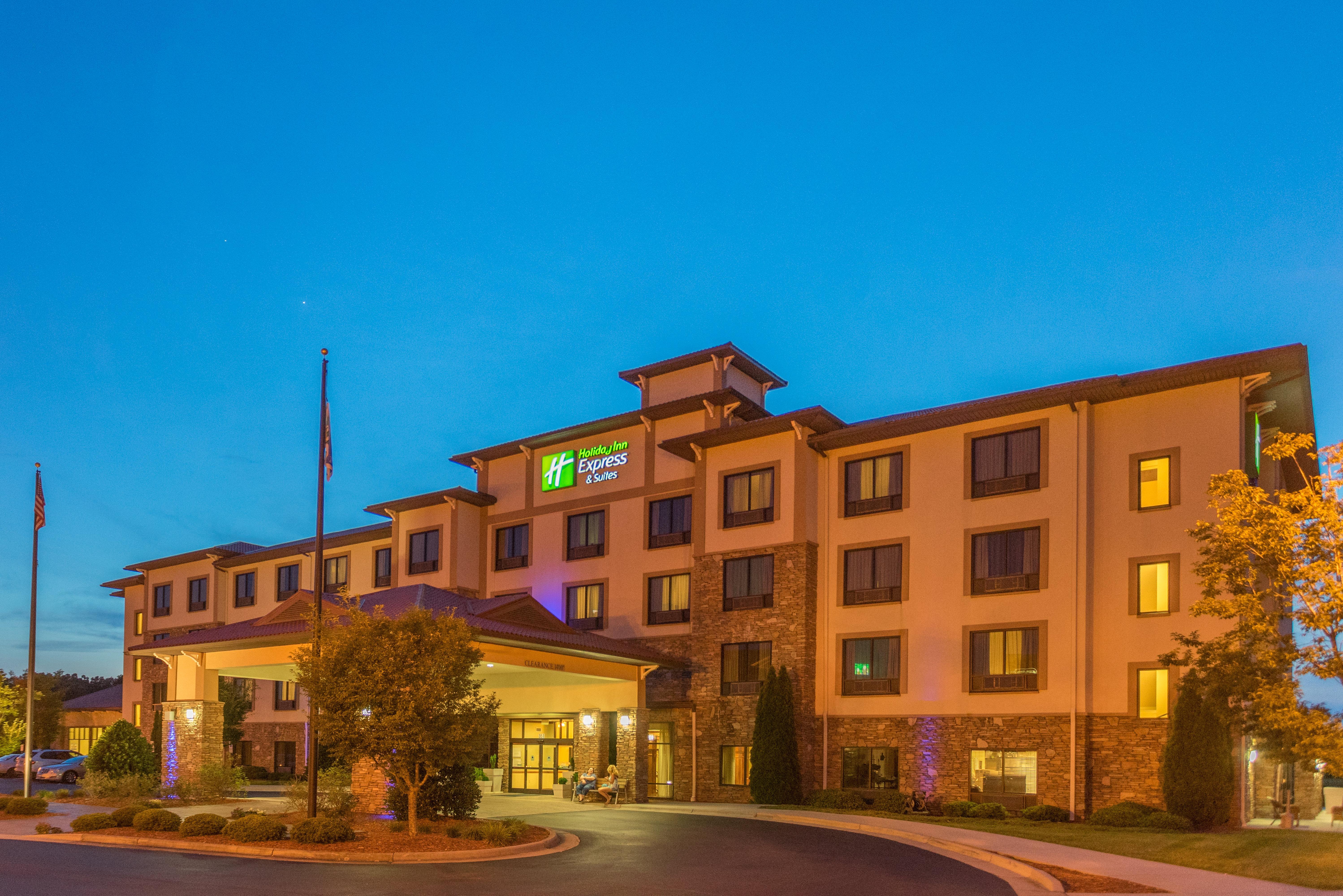 Holiday Inn Express & Suites Lexington North West-The Vineyard By Ihg Exteriör bild